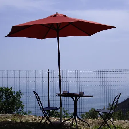 Apartament Sea View 10 Minute Walk To The Sea *