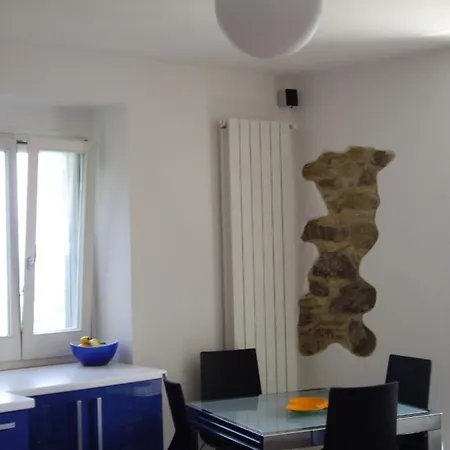 Sea View 10 Minute Walk To The Sea アパート *